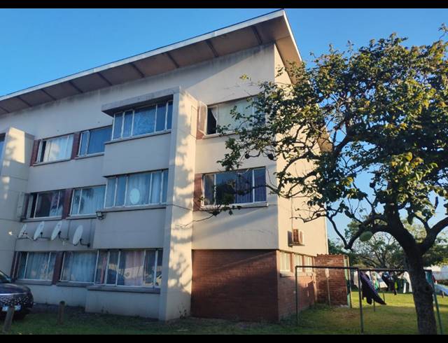 2 BEDROOM APARTMENT FOR SALE IN SEA VIEW